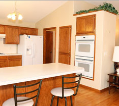 Kitchen with Breakfast Bar